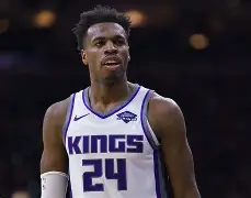 76人关键时刻失误不断，球队憾负对手，人民上海主要电子由于一种.的简单介绍