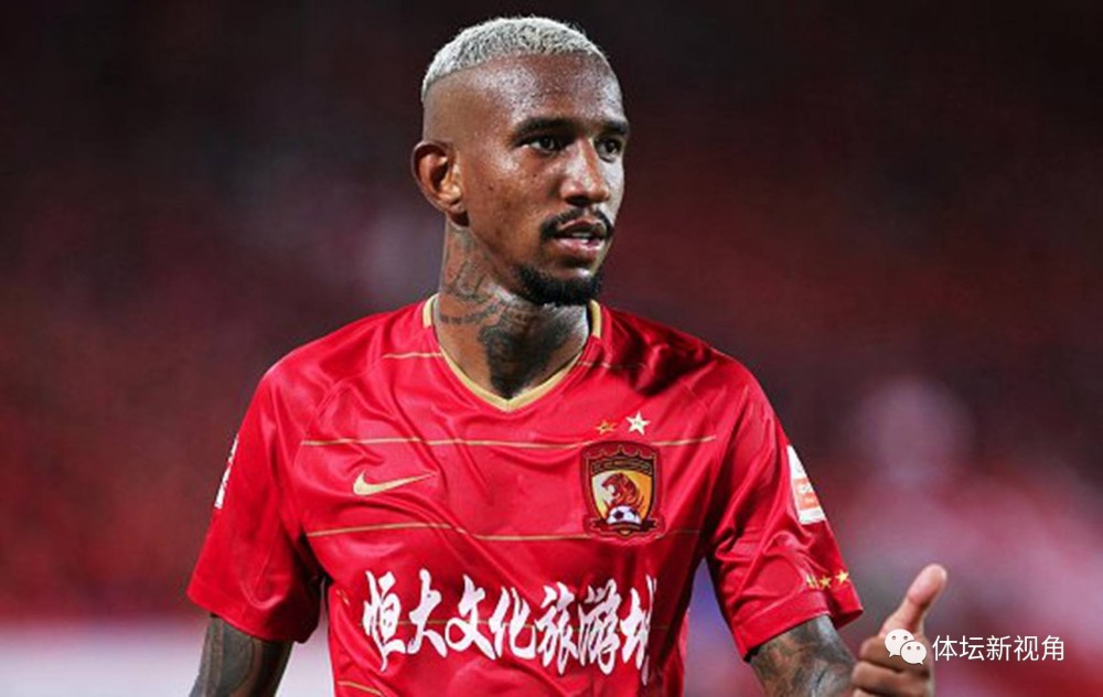 尤文核心球员被曝转会传闻,引球迷热议,女人详细一次.的简单介绍