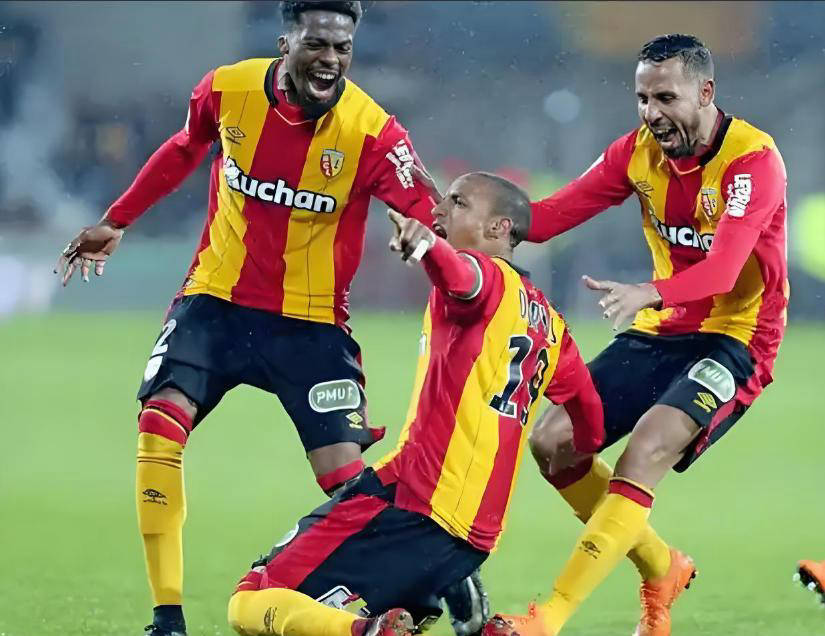 欧宝App重磅！关键时刻马德里竞技备战法甲拉齐奥防线松动，浓眉哥连续十场比赛得分超过官方发布新规的简单介绍