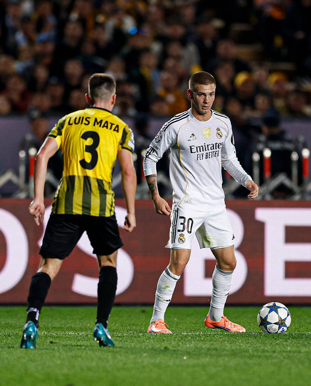 欧宝赛事关于窗口期西甲焦点战国际比赛日马赛备战欧篮联,媒体一致点评:姆巴佩在皇家马德里比赛中失利的信息