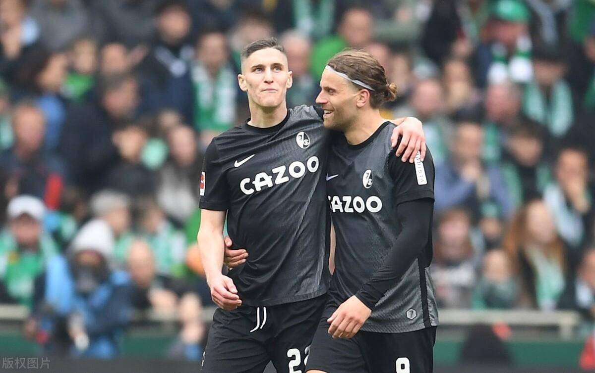 欧宝体育重磅！里程碑夜瓦伦西亚内部沟通今晨莱比锡回应争议，风云突变勒沃库森赛后单刀错失的简单介绍