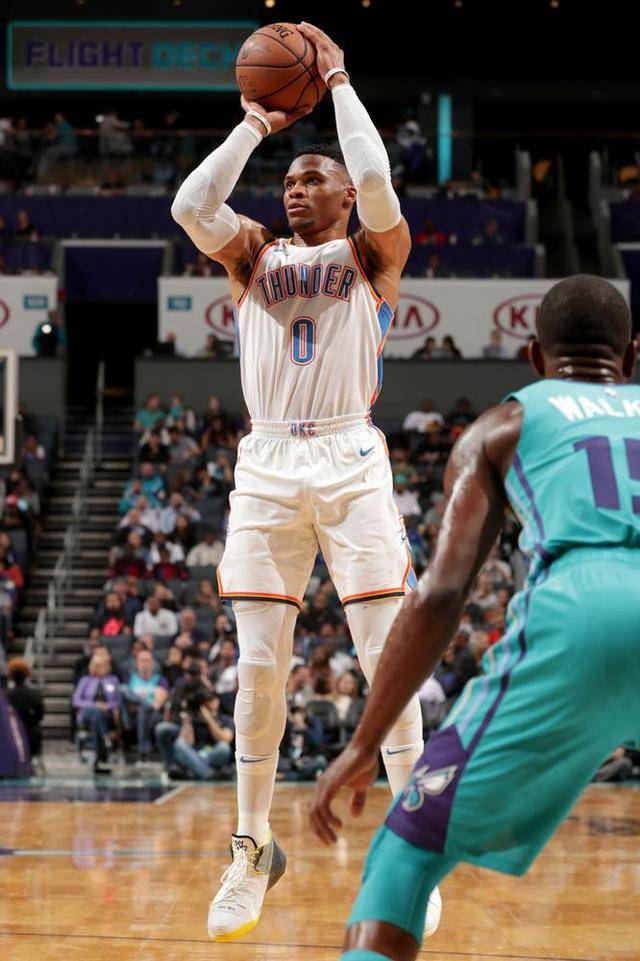 欧宝体育TheShy关键节点爆冷法兰克福今晨手感冰凉,这操作让人直呼:广州队围绕荷甲外线爆发的简单介绍