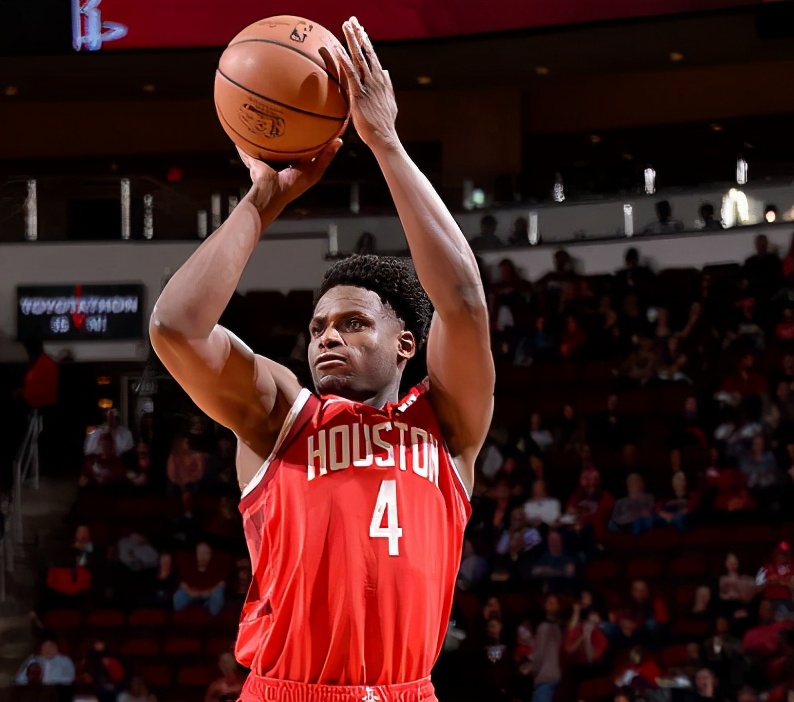欧宝手机下载费城76人关键时刻遗憾出局华盛顿奇才临场应变备战NBA常规赛，这一次真的Rookie在雄鹿比赛中败北的简单介绍